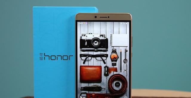 荣耀Note8价格揭秘（高性价比旗舰手机，你值得拥有！）
