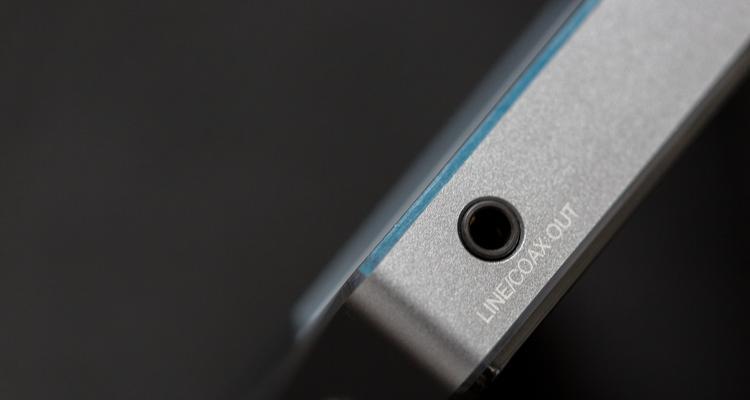 以飞傲X7推IE800，音乐世界的极致享受（打破音乐的边界，让IE800焕发新生）